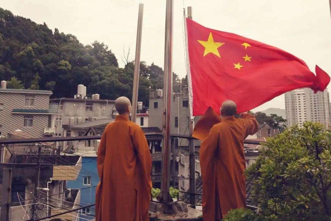 组建志愿服务队 解决居民“小烦恼”