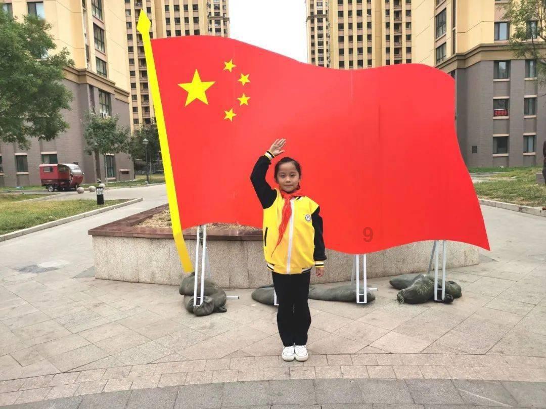 孕妇应该避免久坐或者久站，缺乏锻炼会导致什么后果？游戏画面